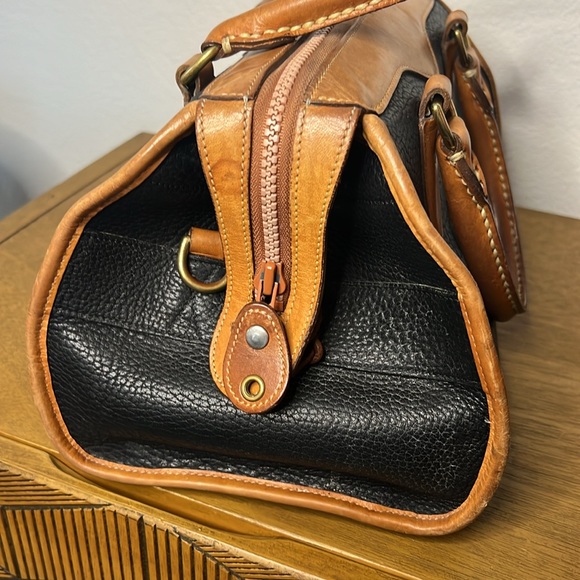 Dooney & Bourke Vintage Gladstone Khaki/British Tan - Picture 6 of 17